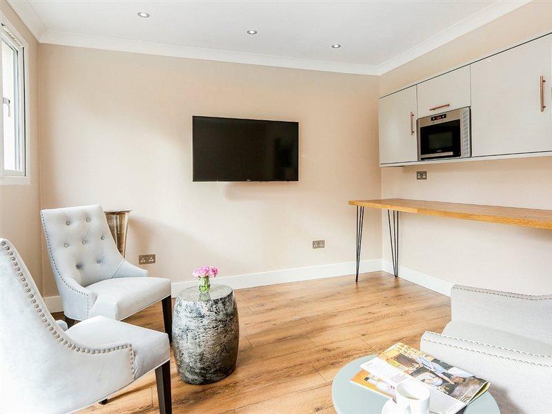 The Westerly London Exterior photo