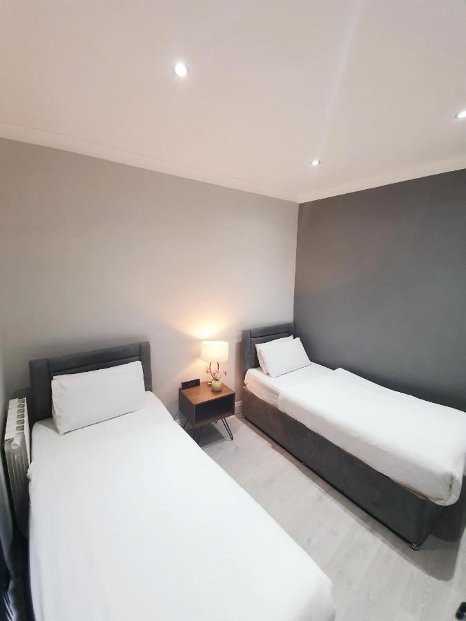 The Westerly London Exterior photo