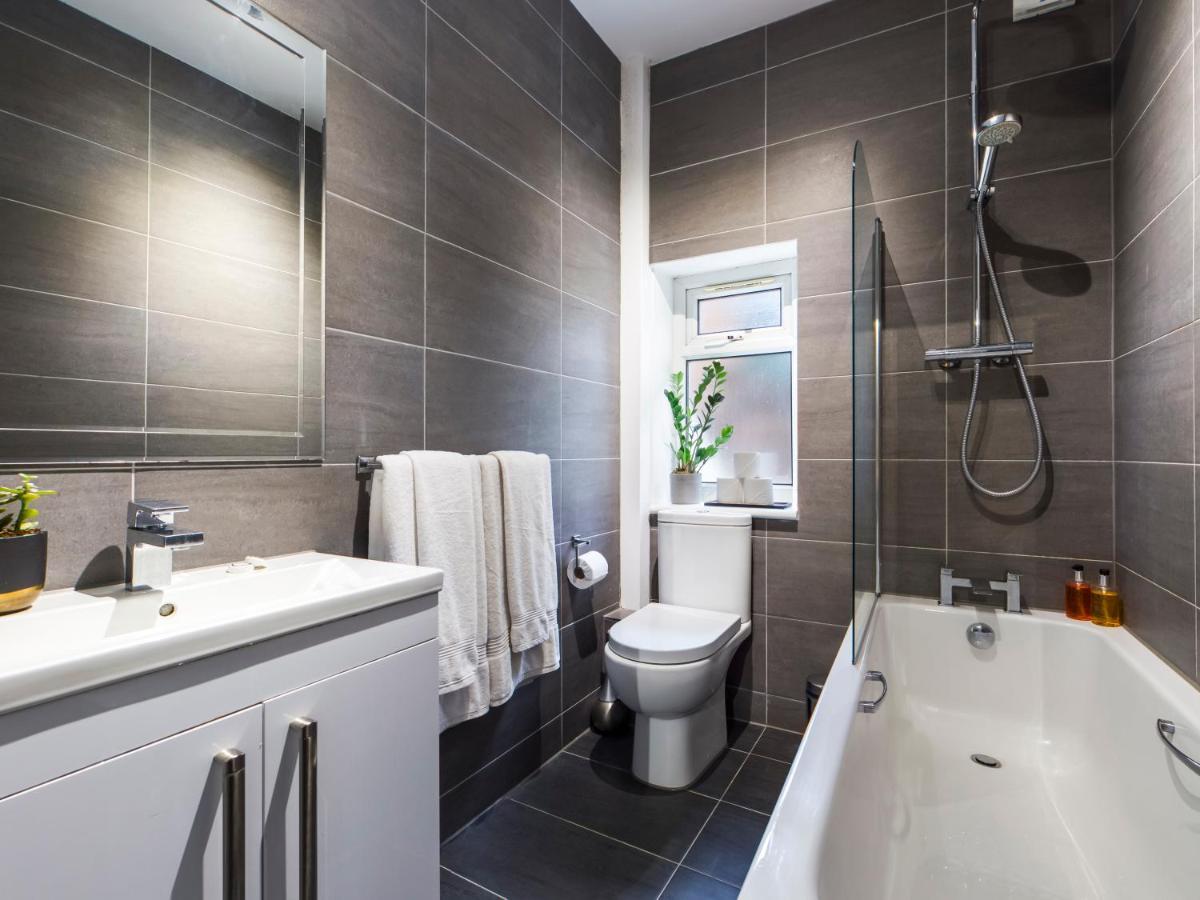 The Westerly London Exterior photo